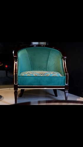 مبل تک گیلما